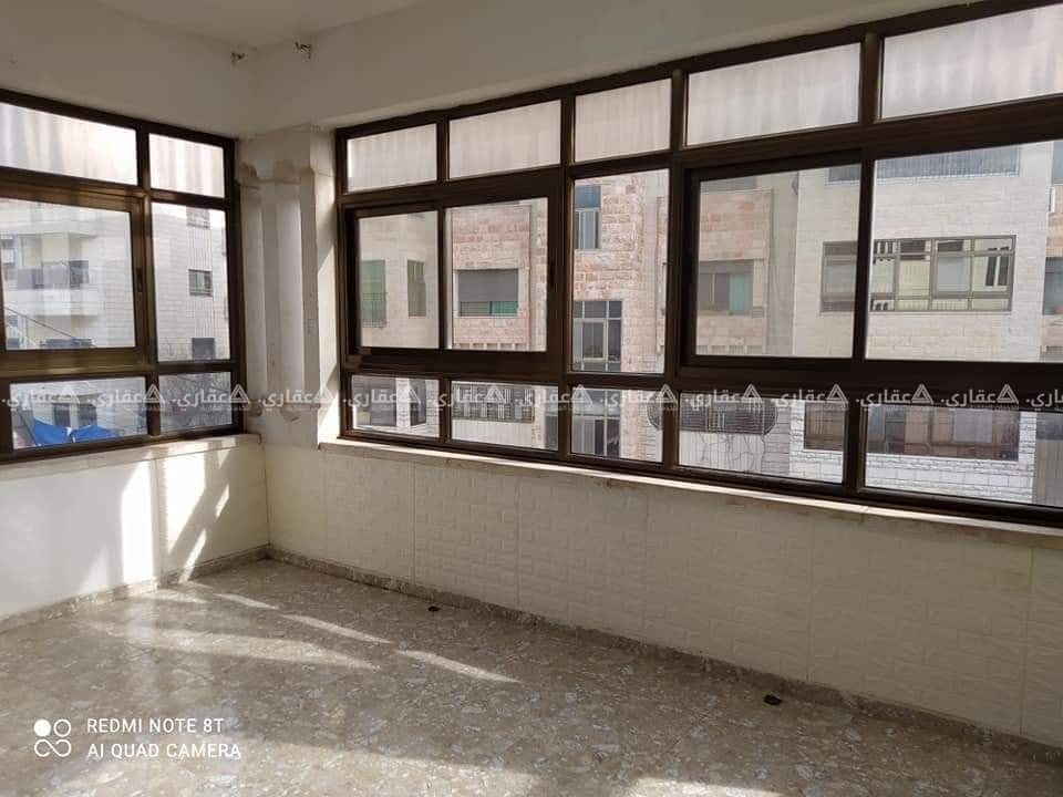 شقة فارغة للإيجار قرب وزارة المالية