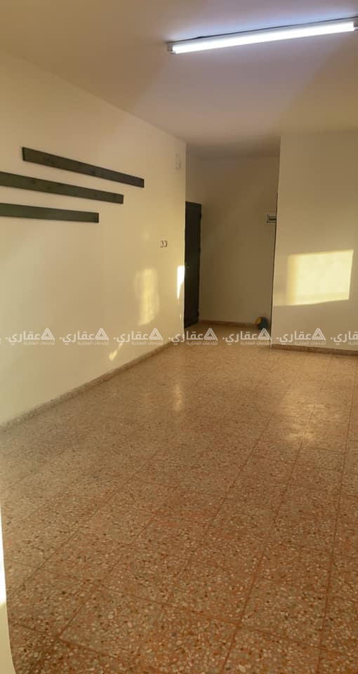شقة للإيجار  بعد مدرسة ذكور بيتونيا 