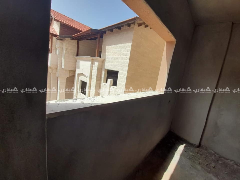 شقة للبيع مقابل مسجد الخالدي