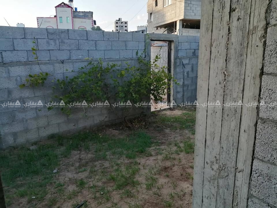 أرض طابو مع منزل صغير للبيع 