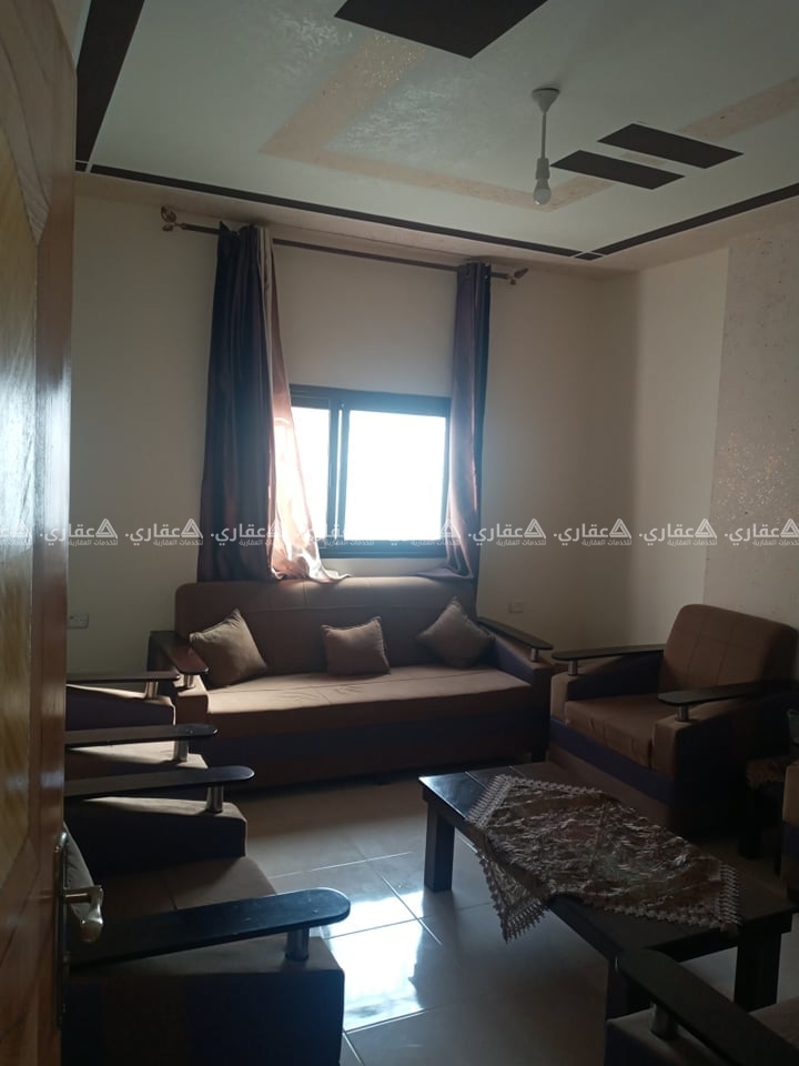 شقة للبيع في عمارة حديثة البناء 