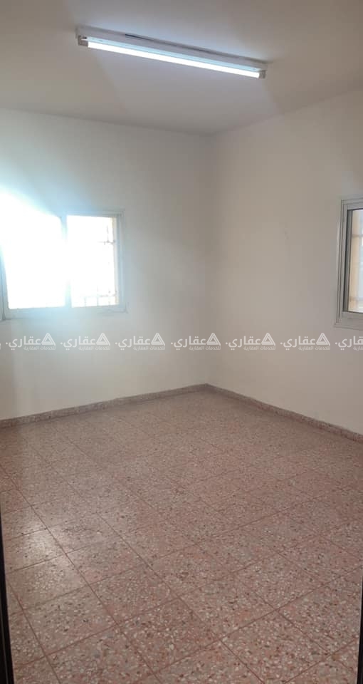 شقة للإيجار  بعد مدرسة ذكور بيتونيا 