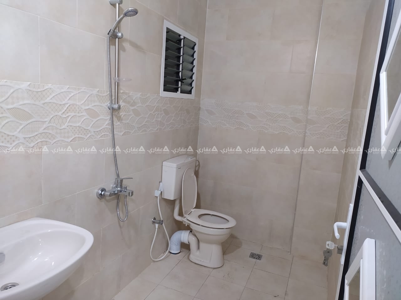 شقة تشطيب حديث للإيجار