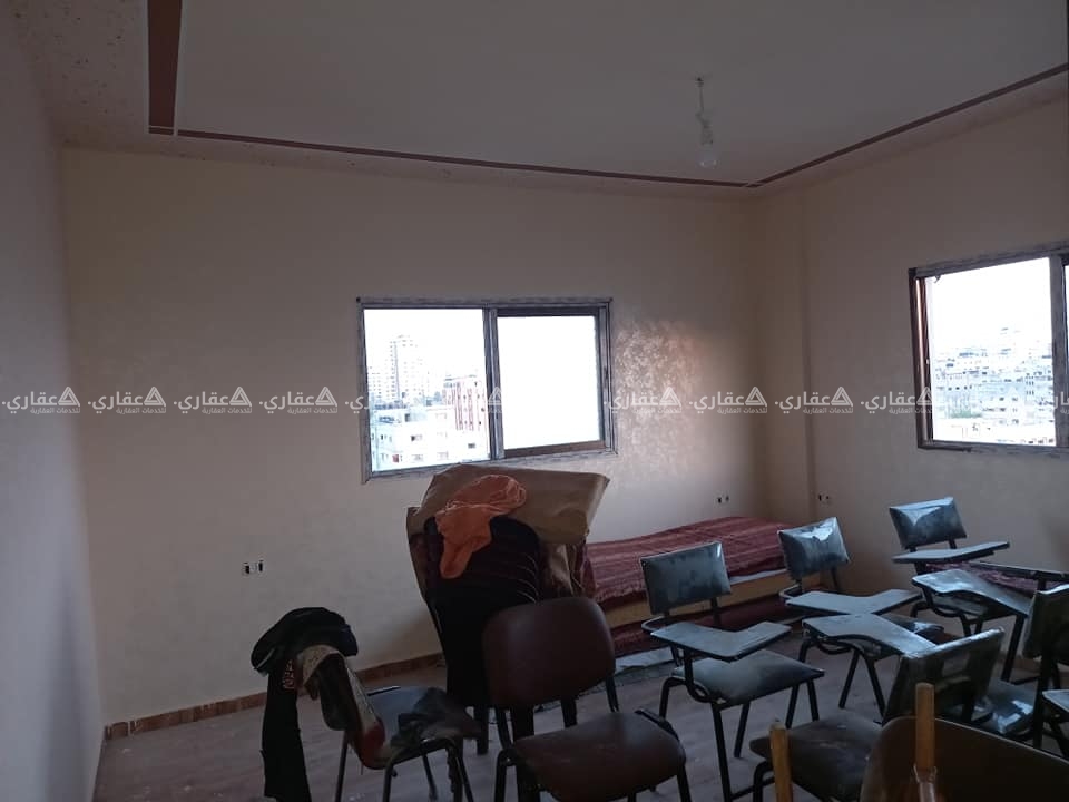 شقة روف للبيع بسعر مغري جدا .... 