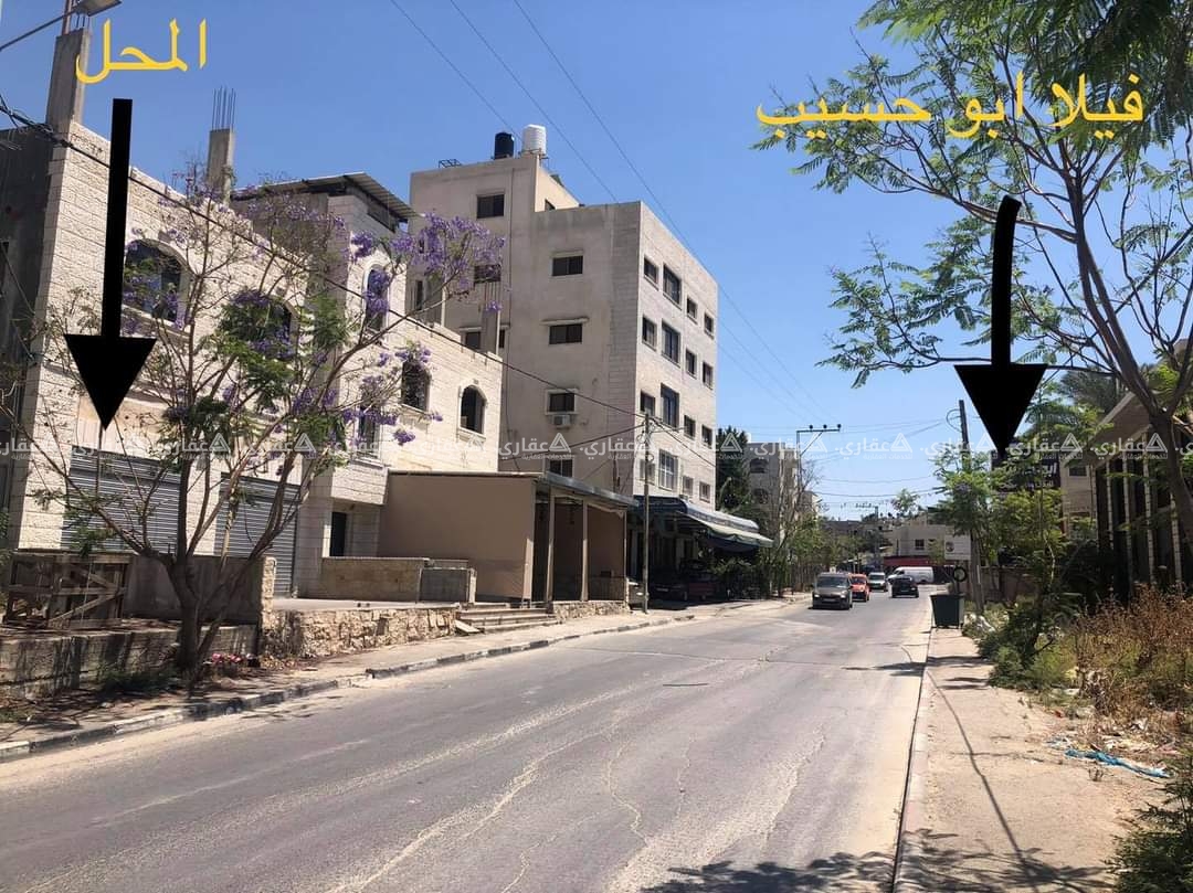 محل في موقع حيوي للبيع