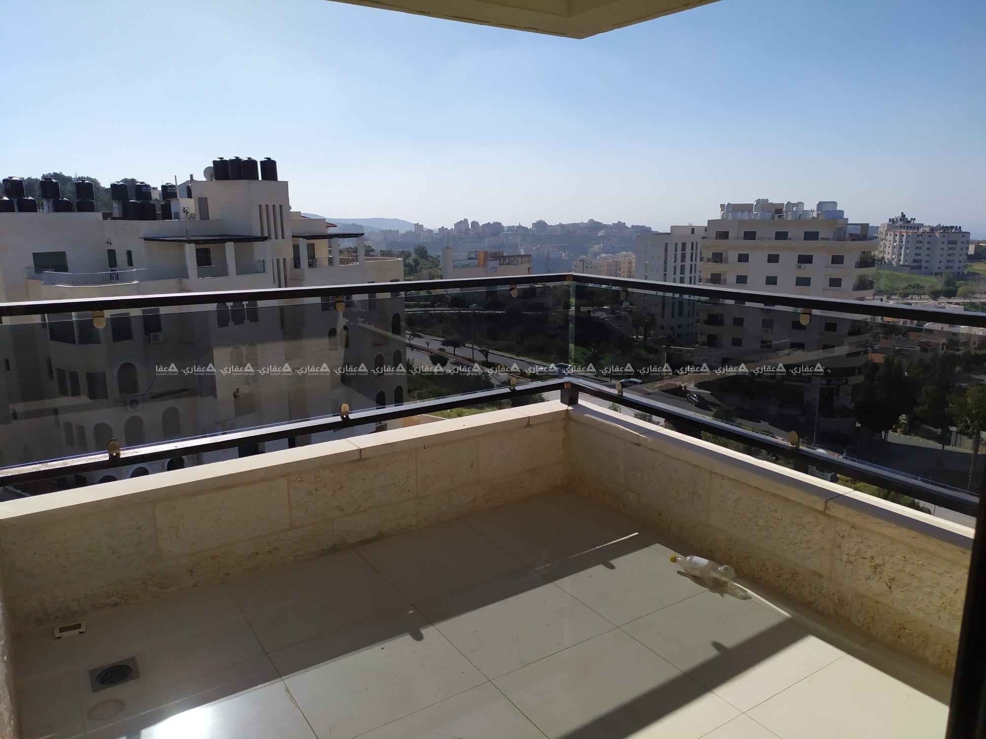 شقة جديدة للبيع خلف كازية الهدى مباشرة 