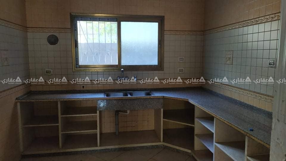 شقة للإيجار مقابل مسجد زايد