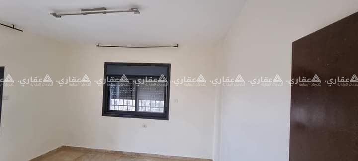 شقة للإيجار قرب الخدمات والمواصلات