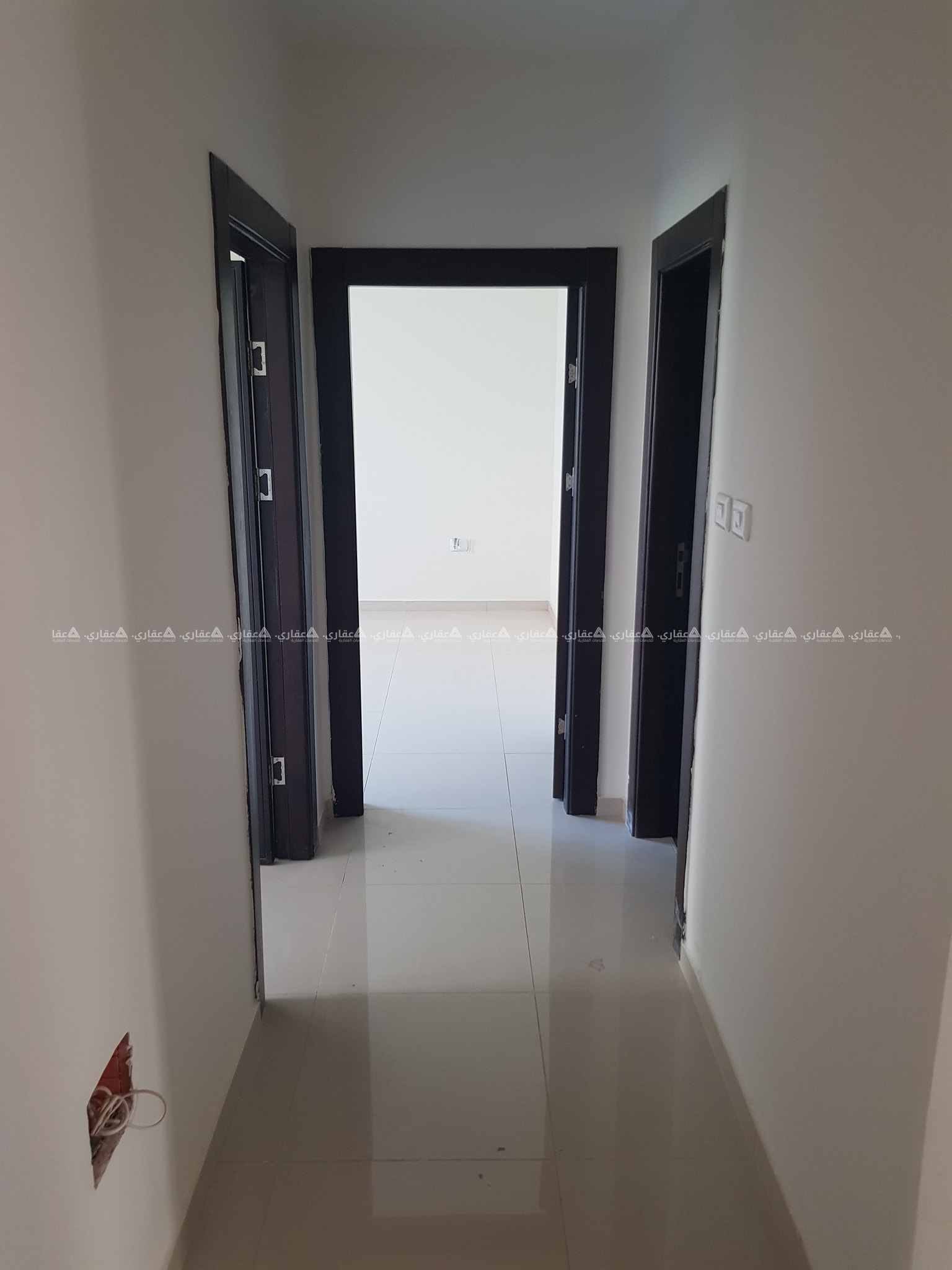 شقة فارغة للإيجار قرب الشباب والرياضة
