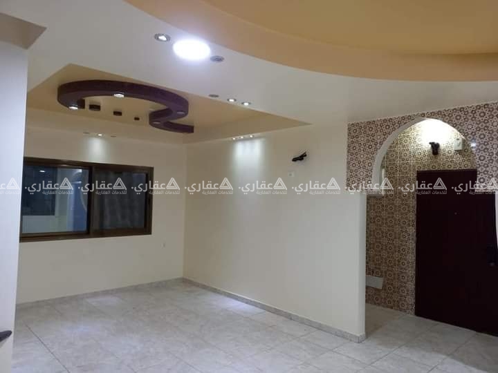 شقة للإيجار في الرمال 
