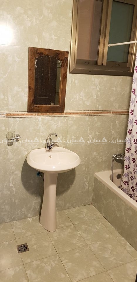 شقة مفروشة للإيجار بالقرب من مدرسة عزيز شاهين