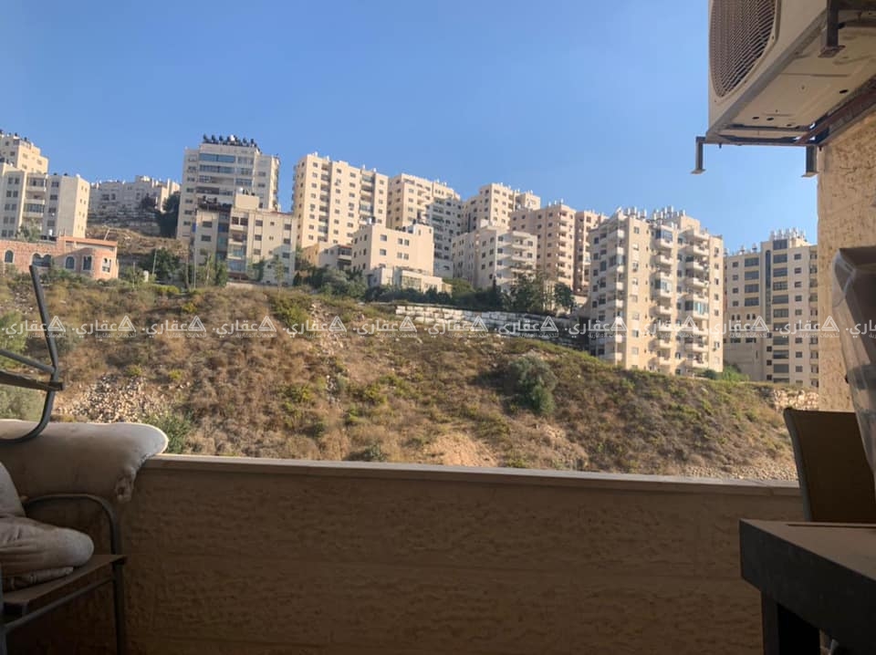 شقة للبيع بالقرب من مدرسة الأوائل