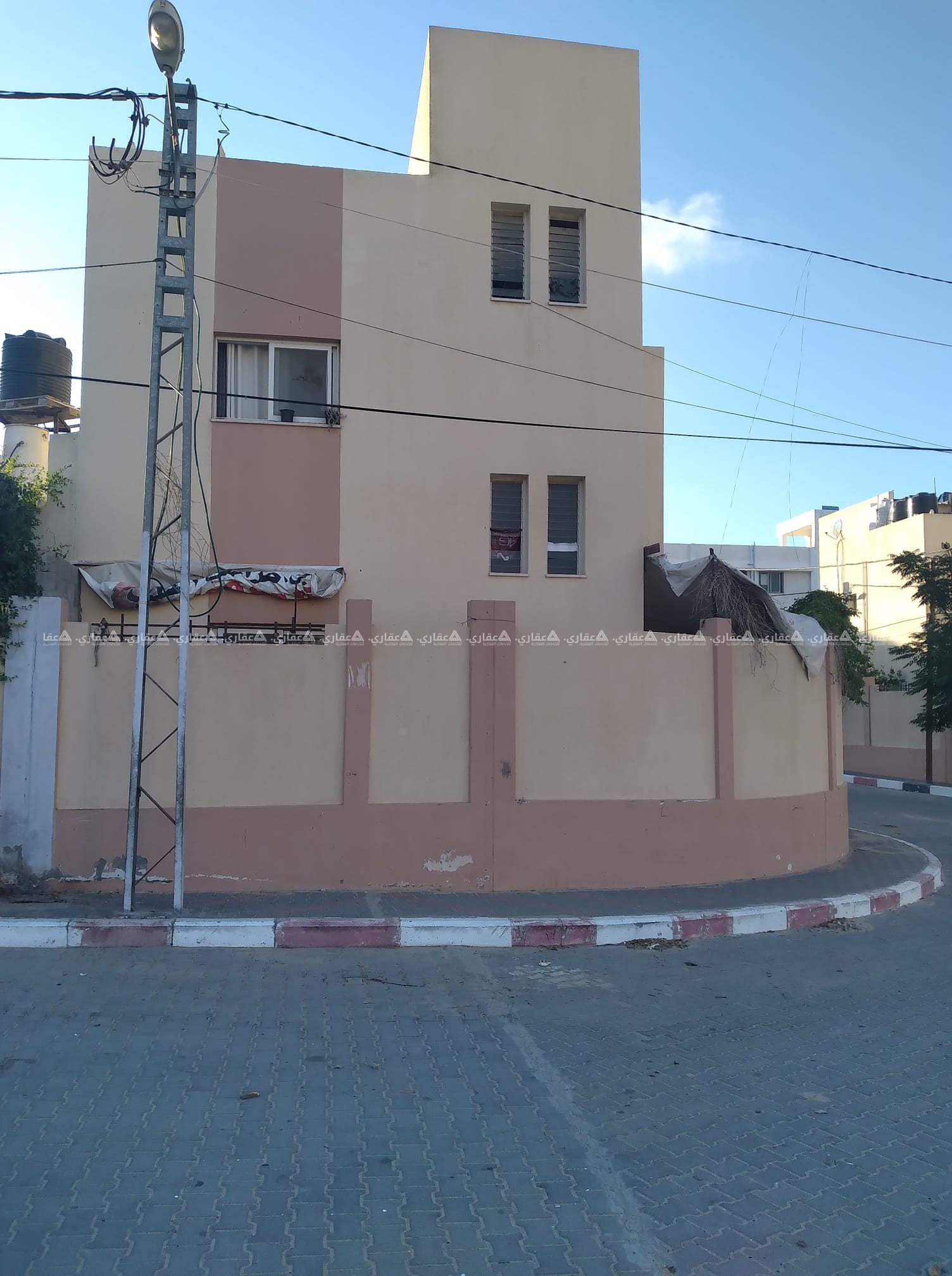 منزل للبيع مكون من طابقين 