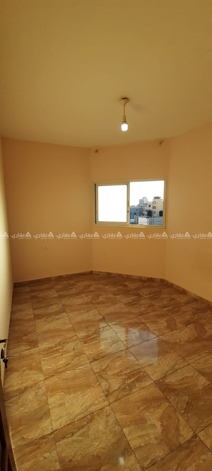 شقة فاخرة للإيجار غرب جامعة القدس المفتوحة 