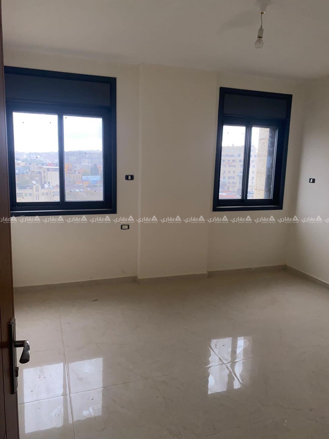 شقة للبيع مشطبه وجاهزة للسكن