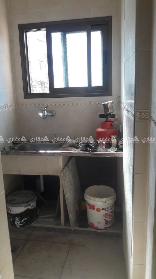 3 شقق للإيجار في عمارة الأمين