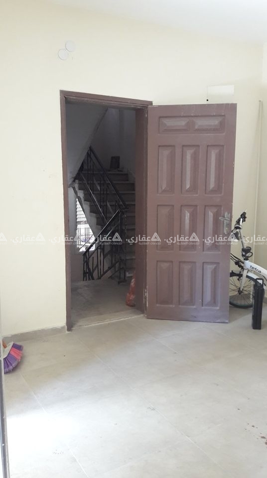 3 شقق للإيجار في عمارة الأمين