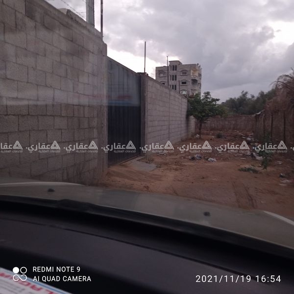 قطعة أرض بجوار مدرسة عيلبون  ومسقط 