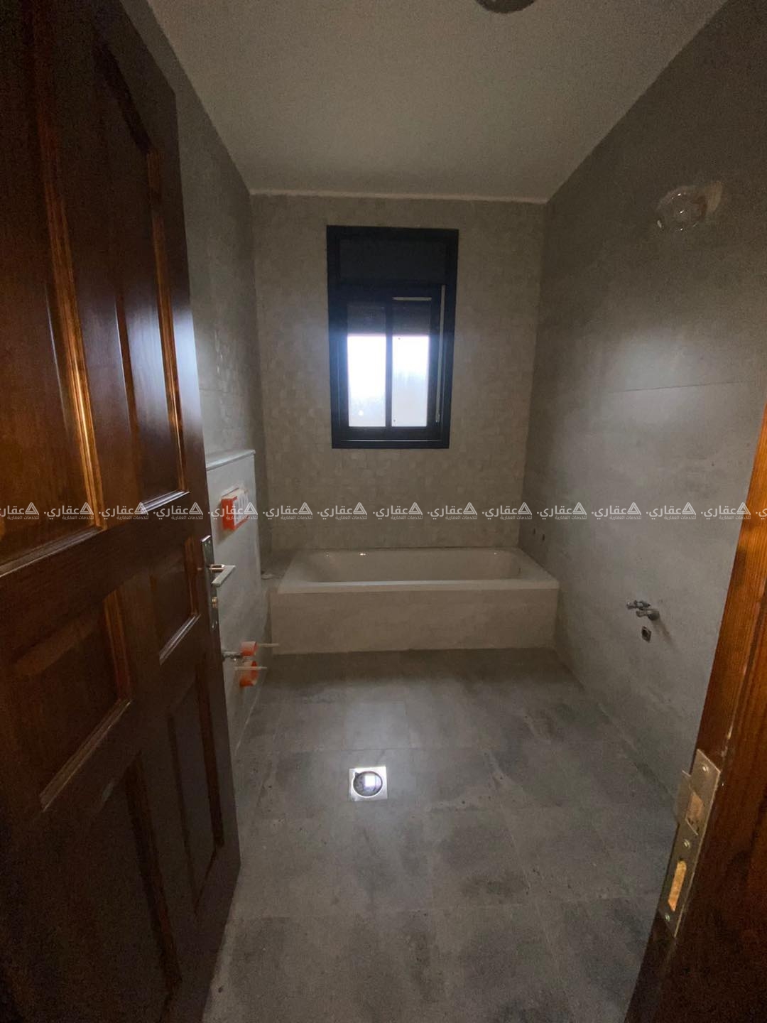 شقة للبيع مشطبه وجاهزة للسكن