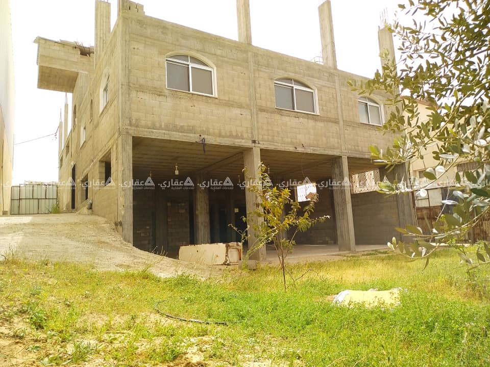 شقة + مخازن  للإيجار شمال دوار زمو