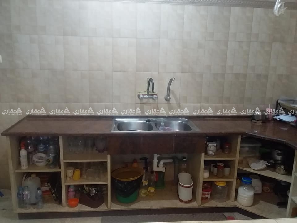 شقة بمواصفات مميزة غرب مسجد السبع