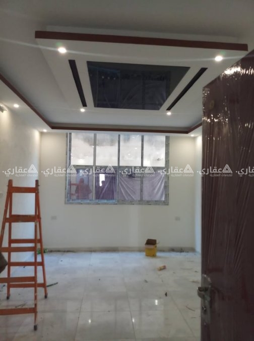  شقة للبيع شرق مفترق الامن العام