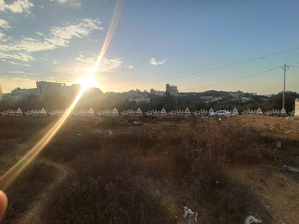 قطعة أرض للبيع في المزرعة الغربية