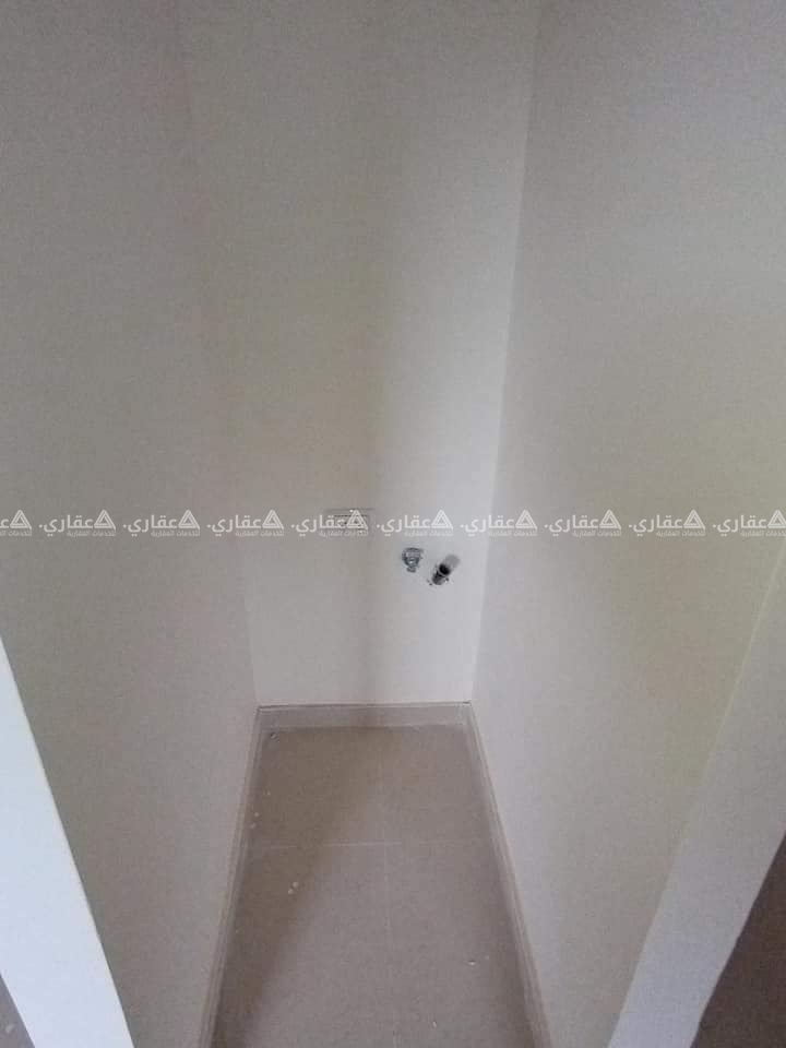 شقة عليها إطلالة جدا جميلة 