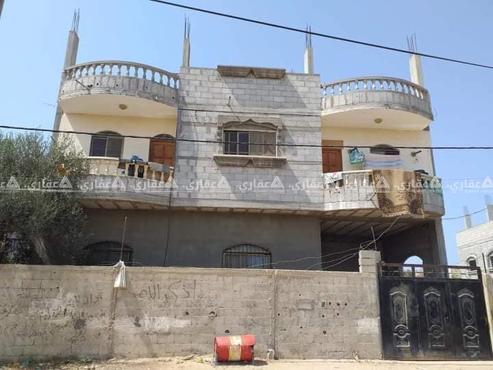 منزل للبيع بالقرب  من مسجد عائشة