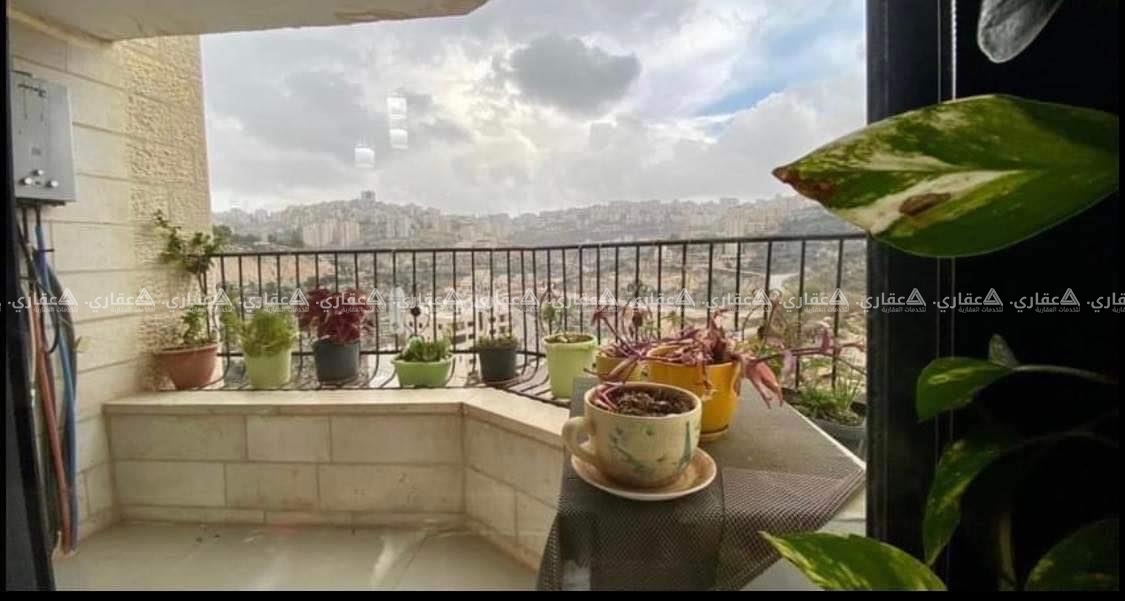 شقة مرتبة للبيع قرب شرطة الحراسات 