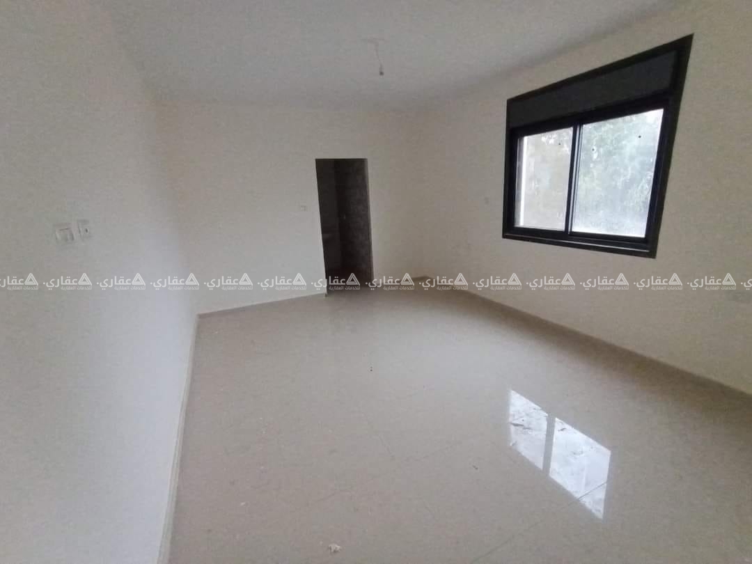 شقة في حي راقي وإسكان جديد .