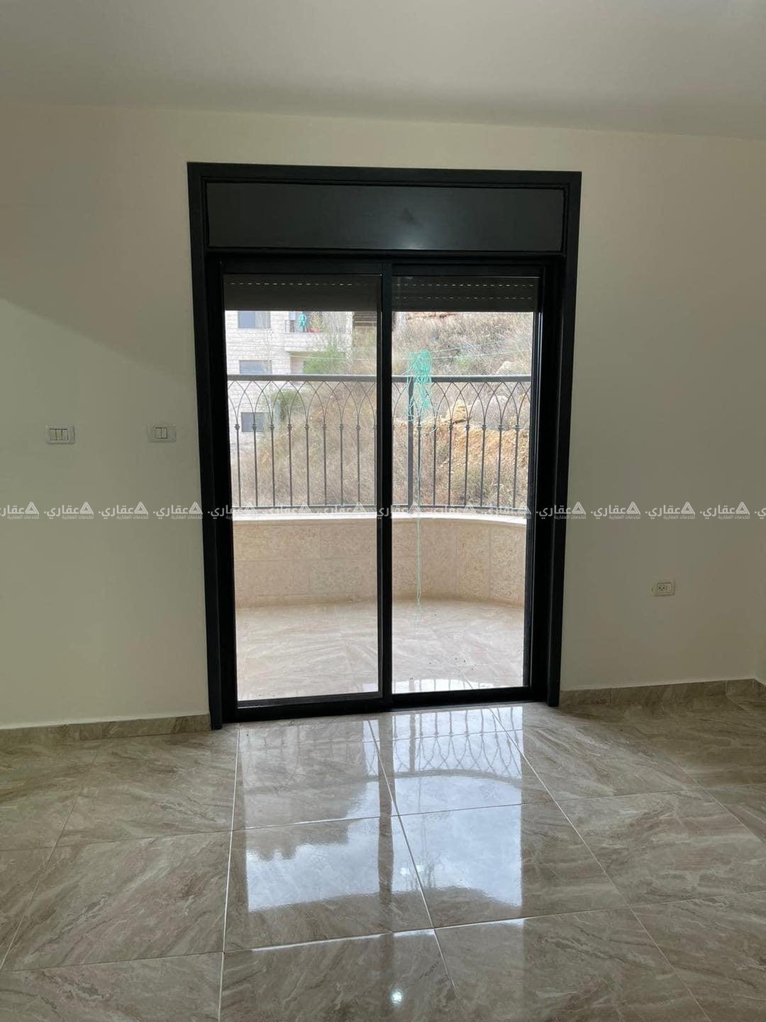 شقة  للإيجار قرب دوار شقيرة