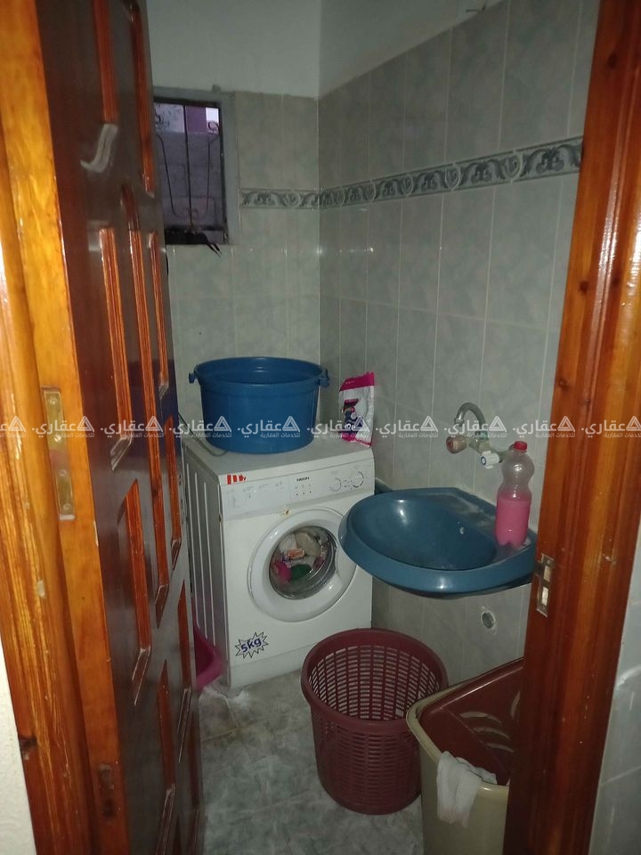 قطعة أرض مع منزل للبيع