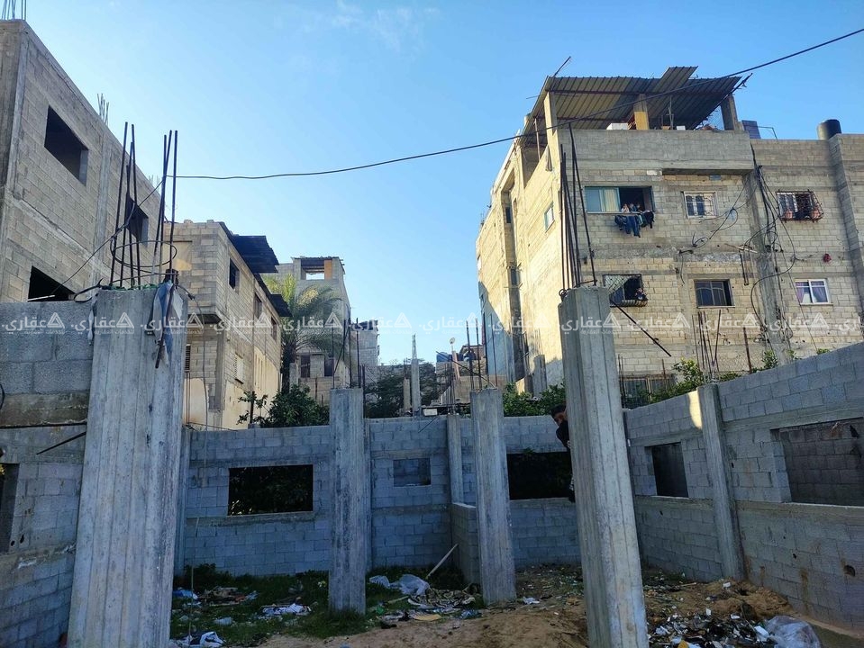 قطعة أرض للبيع بجوار مسجد الاستجابة 