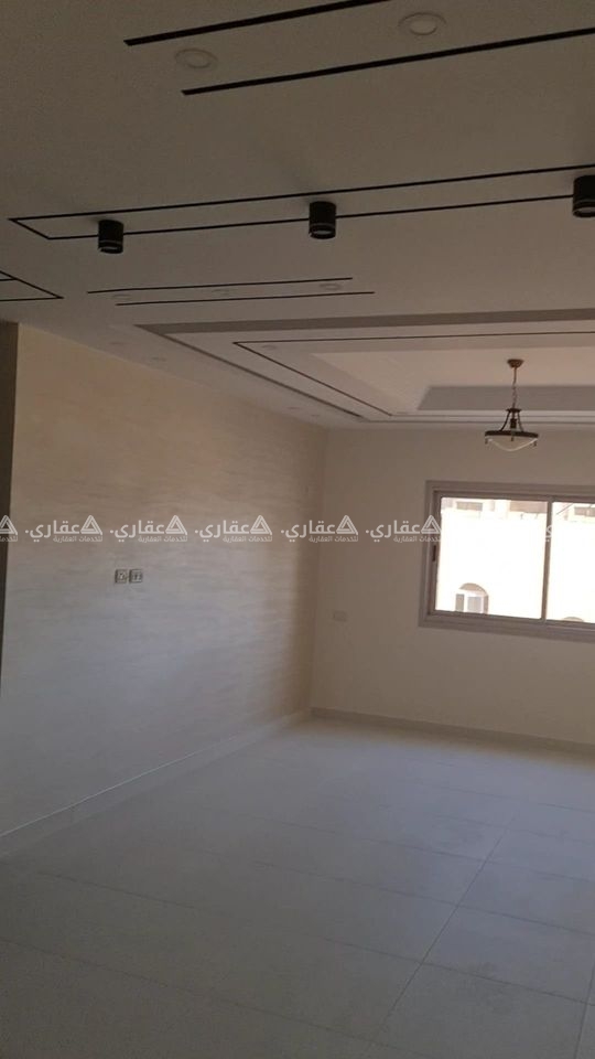 شقة سكنية للإيجار مقابل شاورما فهد