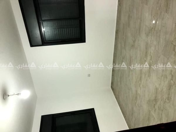 شقة للبيع  تحت مدرسة ذكور بيتونيا