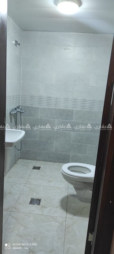 استوديو للإيجار قرب قاعات ابو كويك