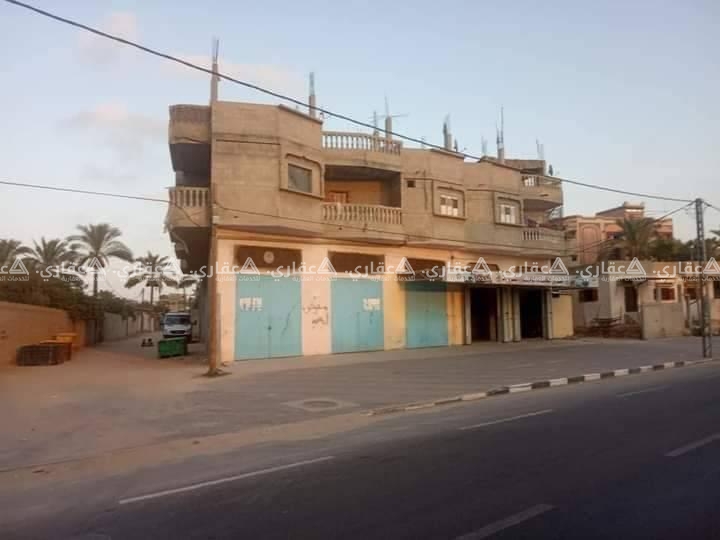  منزل للبيع في موقع تجاري استثمارى سكني