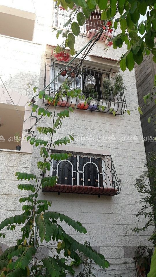 منزل للبدل على شقق