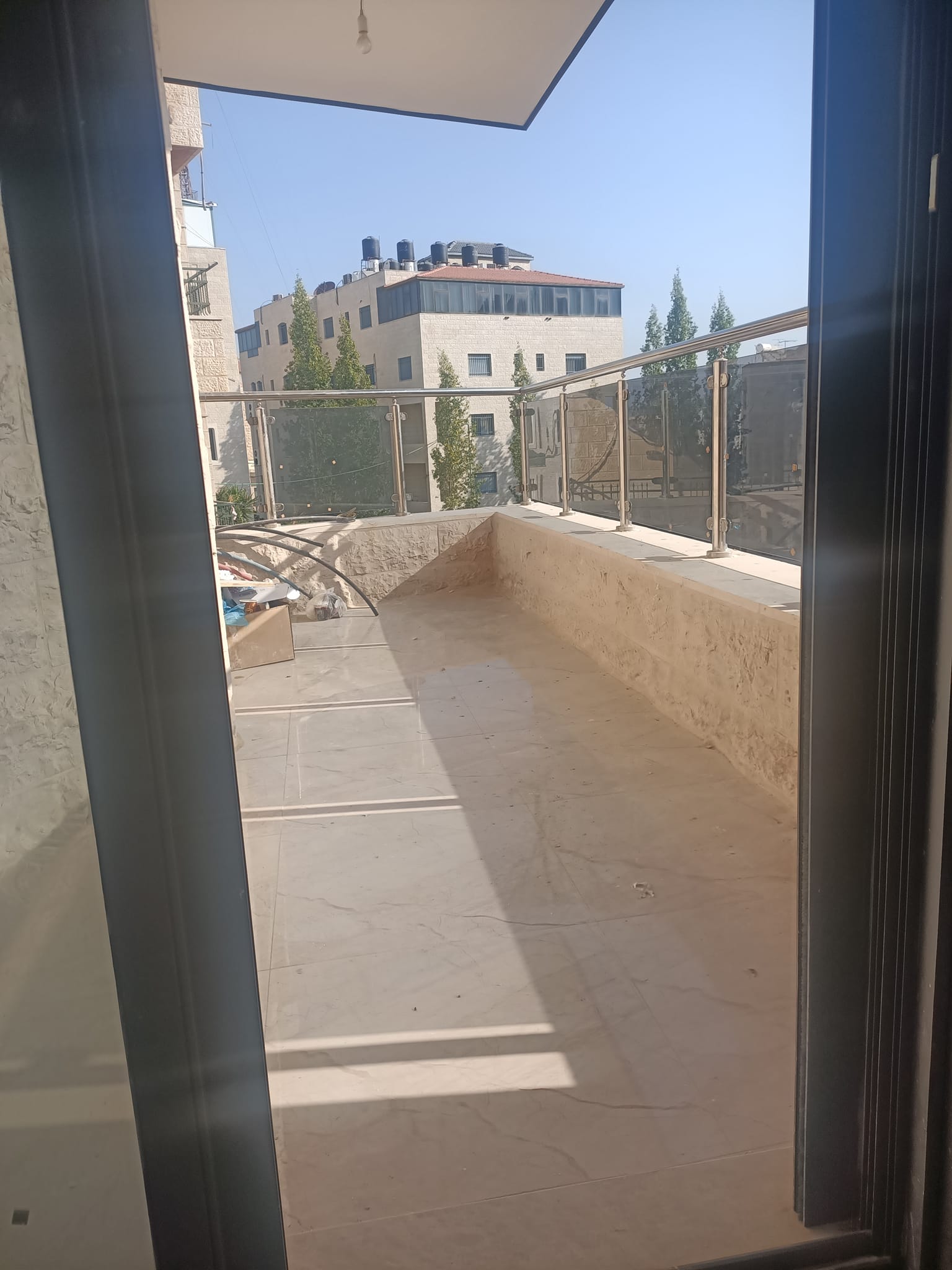 شقة غير مفروشة للإيجار بالقرب من بكدار 