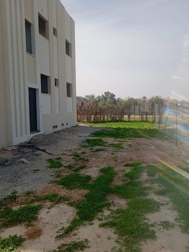 بيت البيع - السطر الغربي