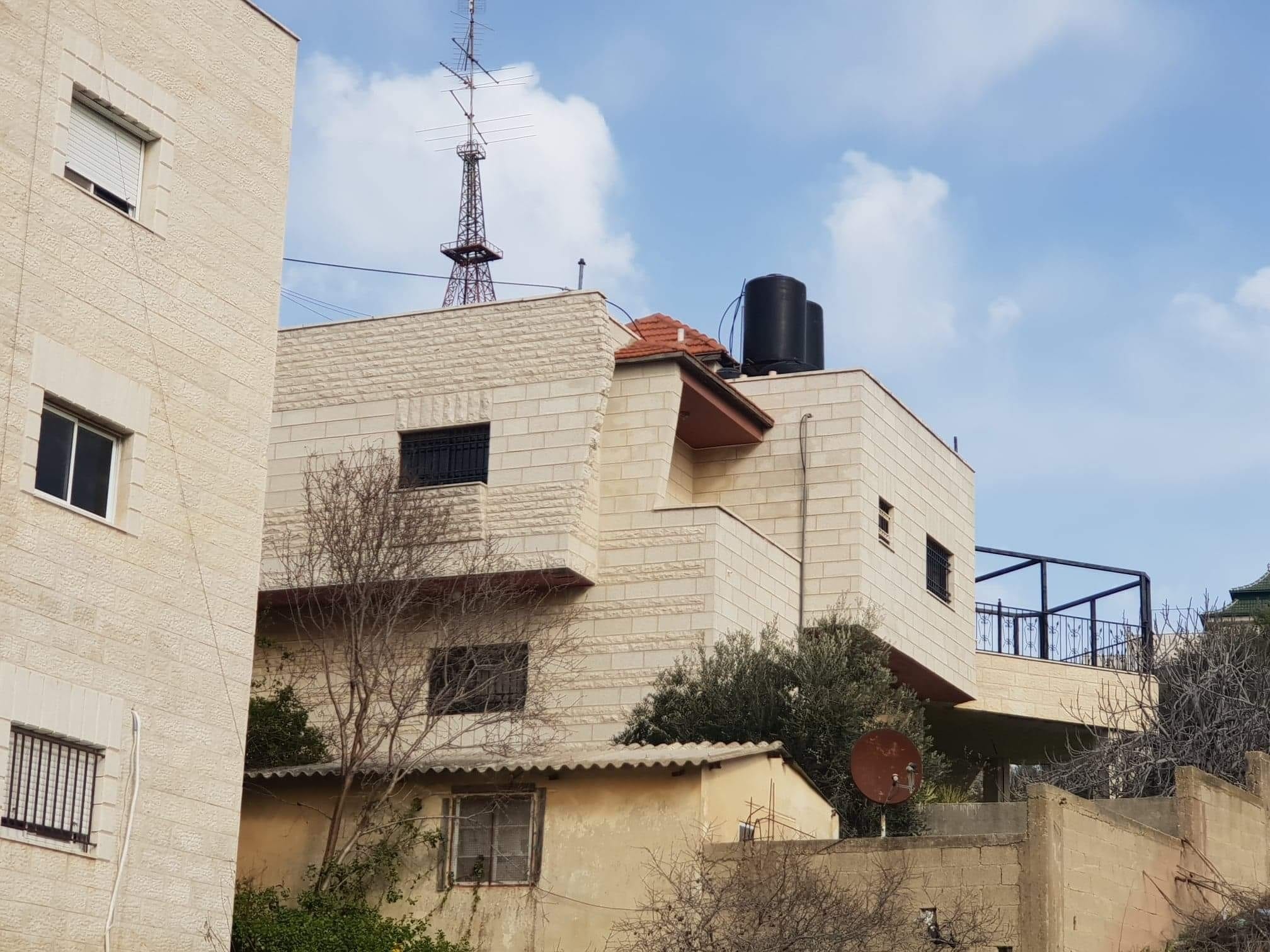  فيلا مشطبة للبيع في بيتونيا