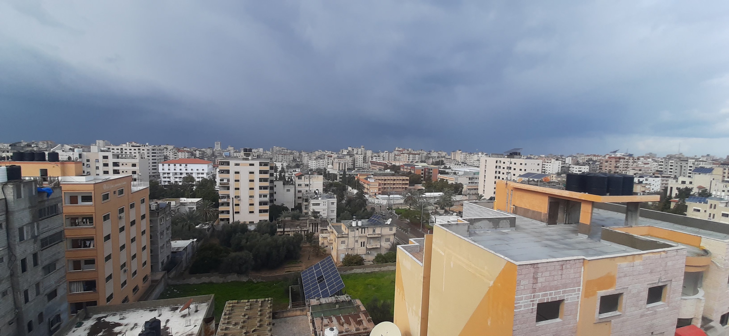 قطعة أرض للبيع شرق الكلية الجامعية