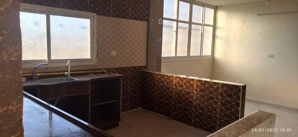 شقة مميزة بموقع مميز مقابل مخبز عجور 