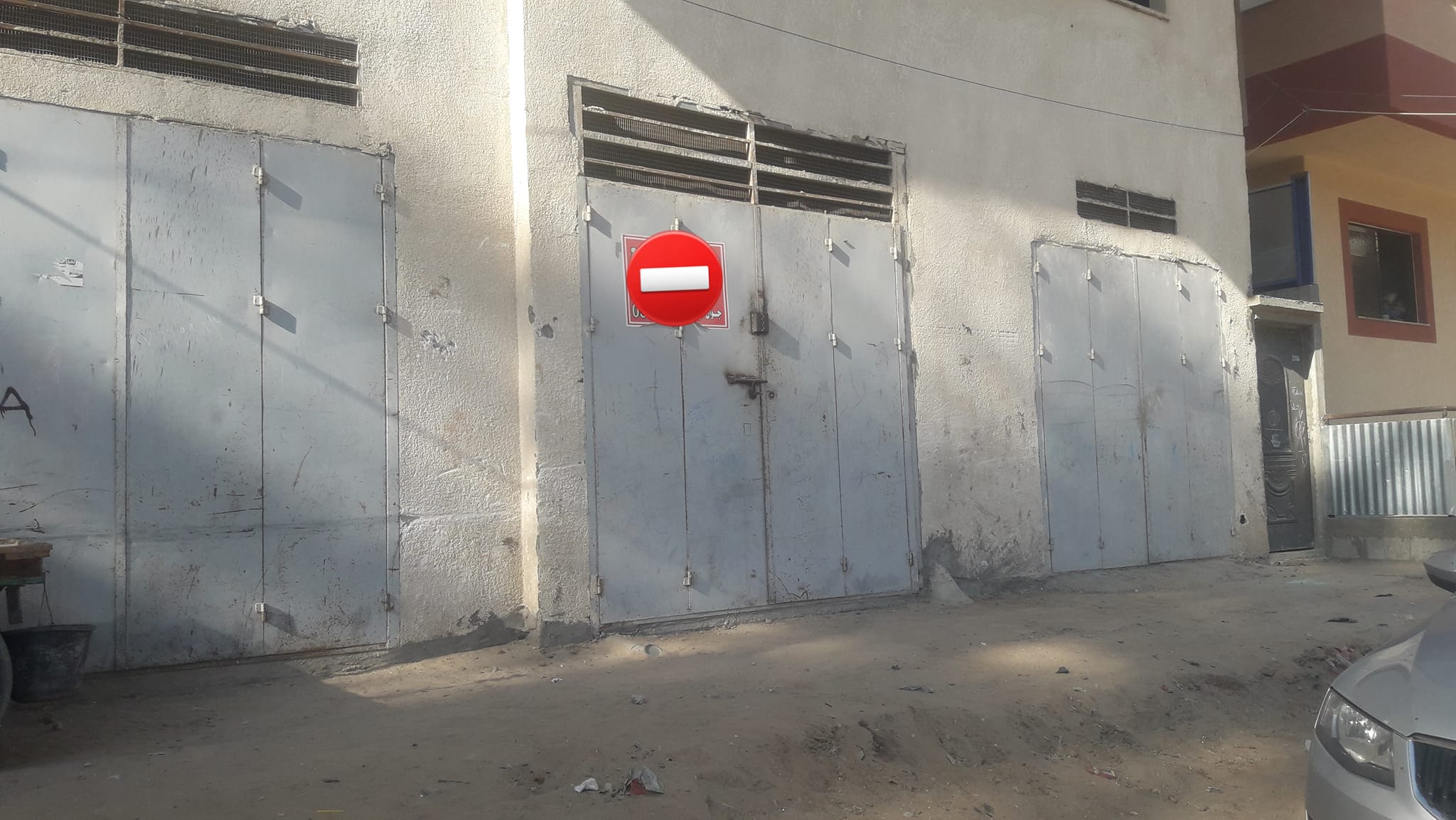 3 حواصل  للبيع  بسعر ولا في الخيال 