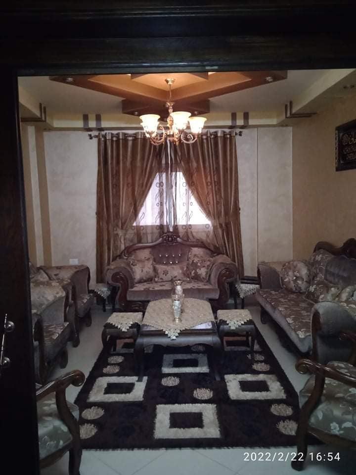شقة مفروشة للإيجار شرق منتزه البلديه