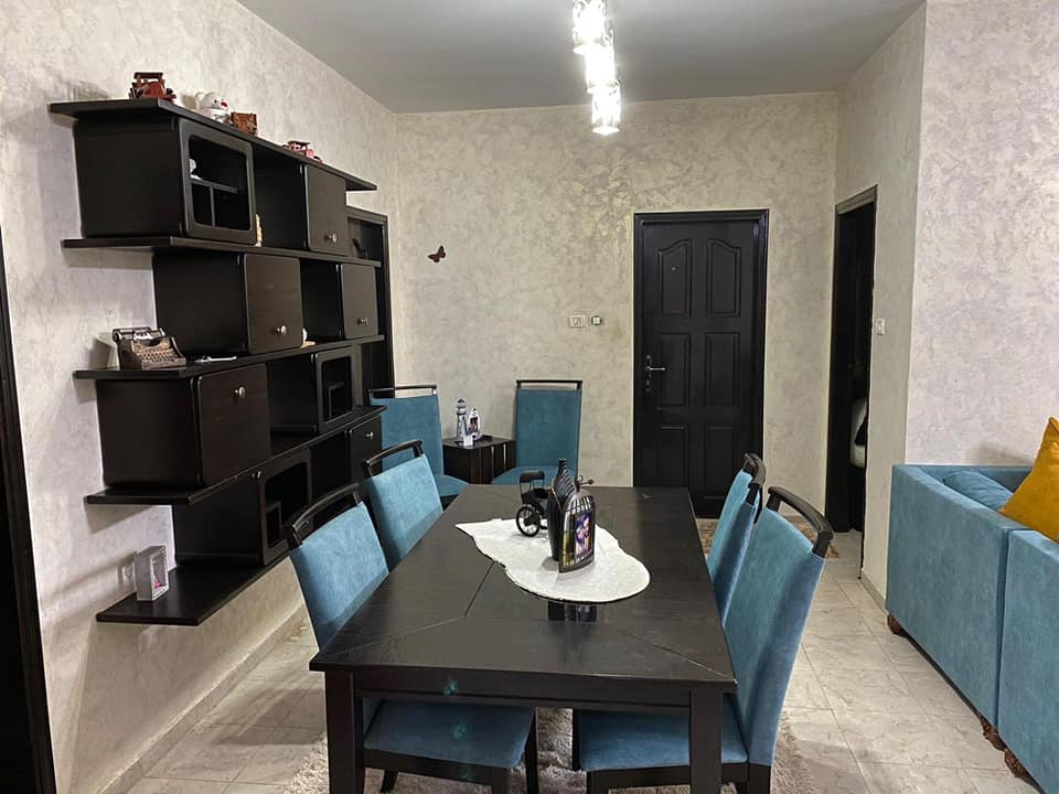 شقة للبيع بالقرب من مسجد الصحابة 
