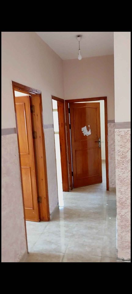 شقة للإيجار غرب مجلس الوزراء‎