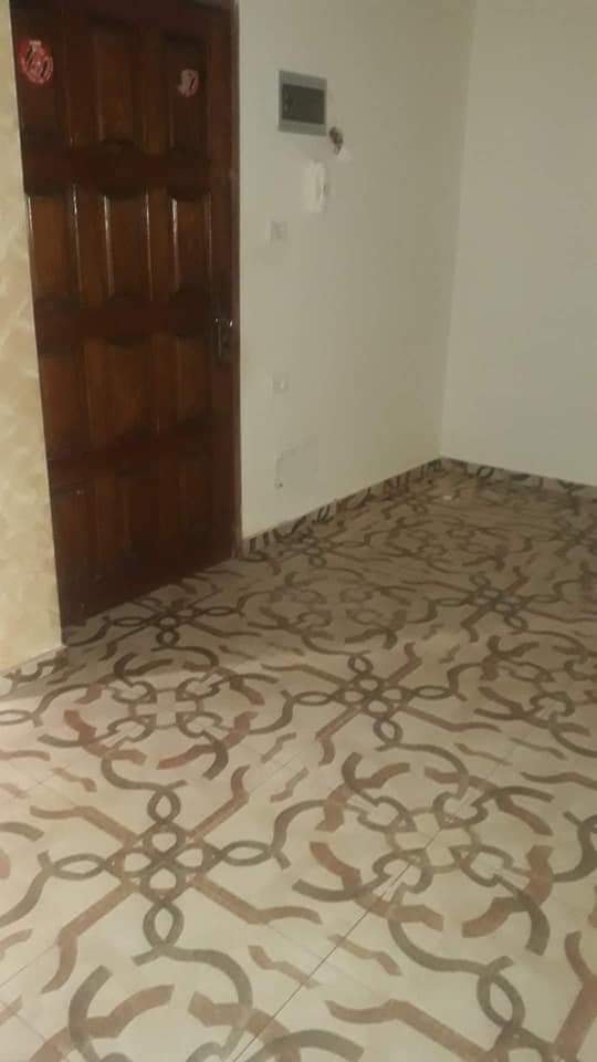 شقة للإيجار بالقرب من سوبرماركت الصالح