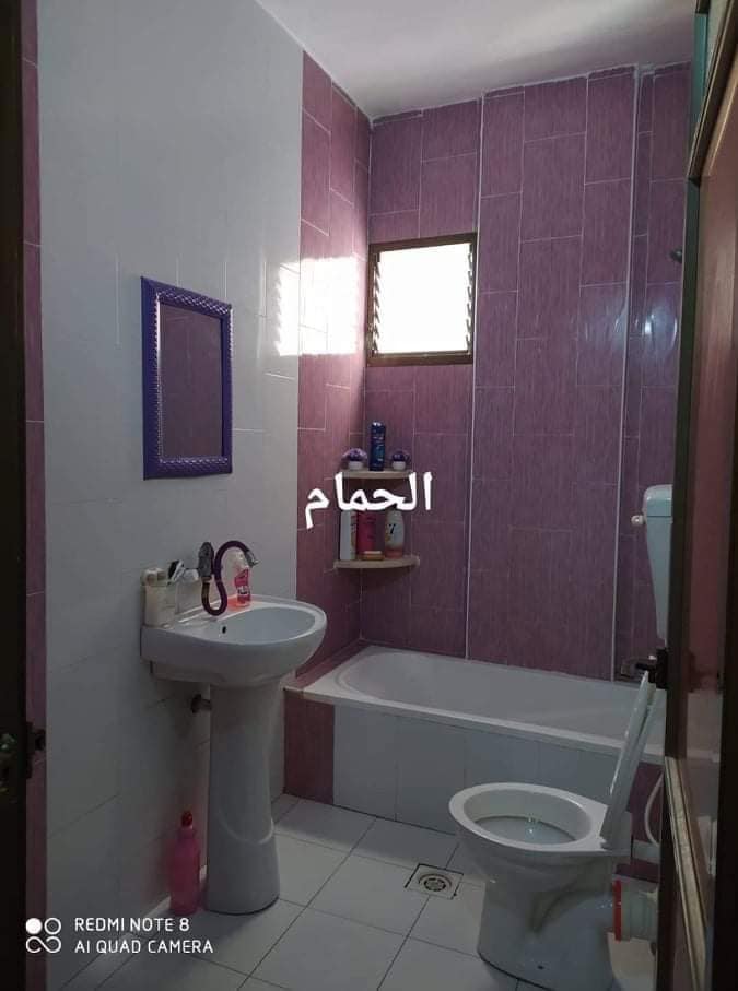 شقة جاهزة للبيع غرب مول استبس